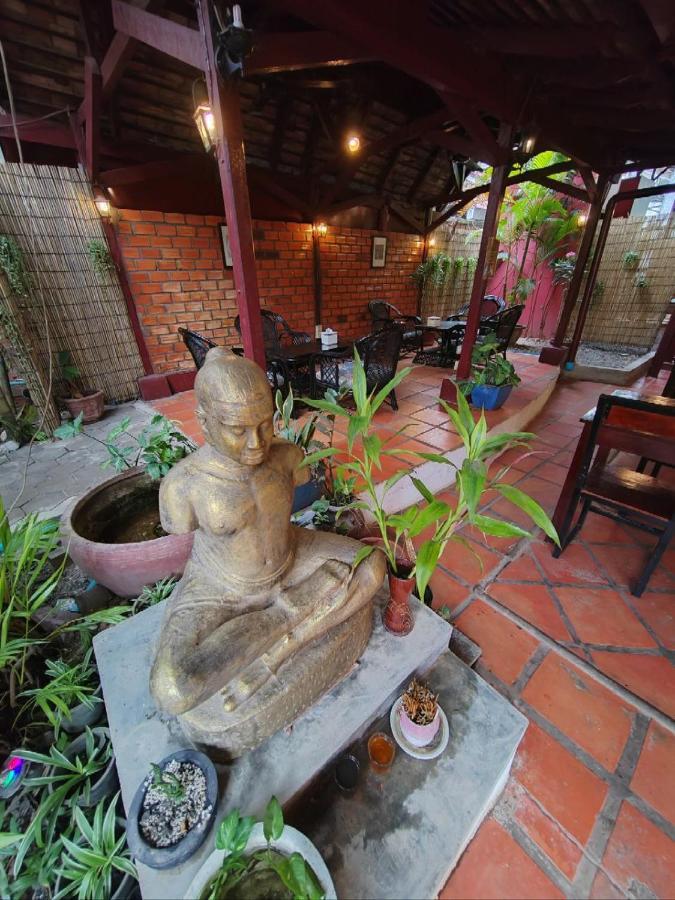 Soben Cafe Guesthouse & Restaurant Σιέμ Ρέαπ Εξωτερικό φωτογραφία